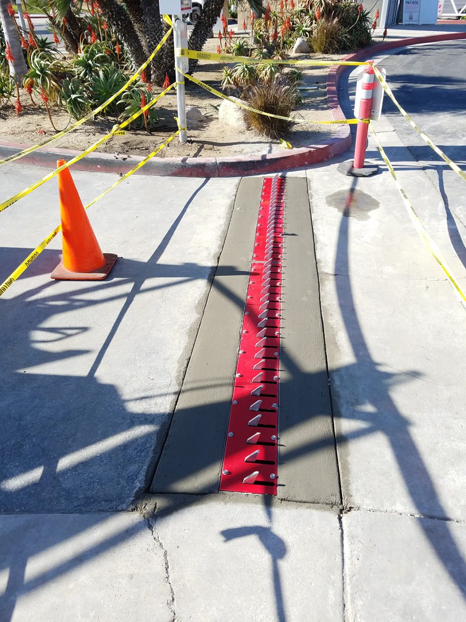 Traffic spike installation